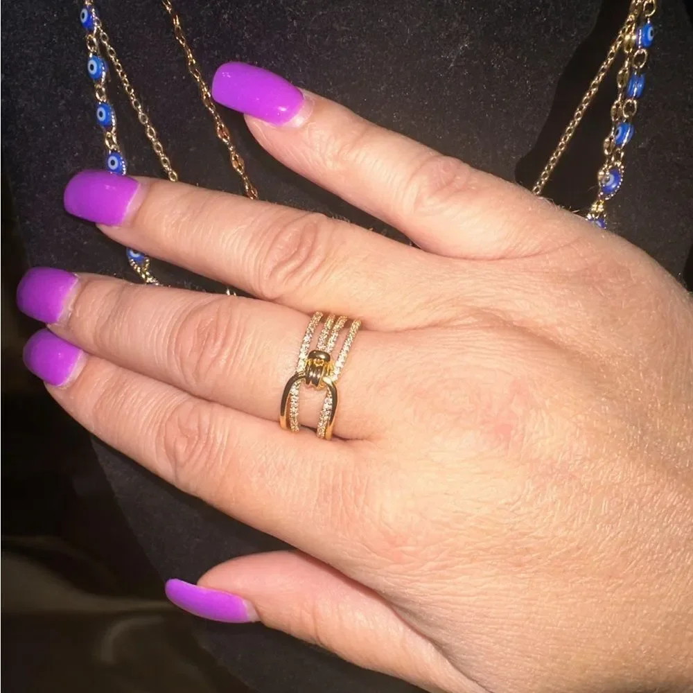 Elegant Gold and Silver Women's Ring